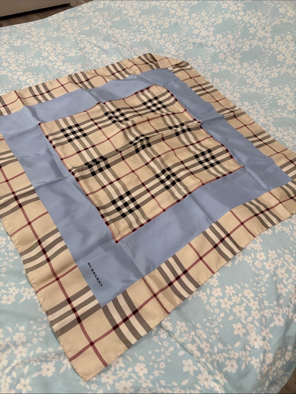 Burberry  Silk Scarf new
